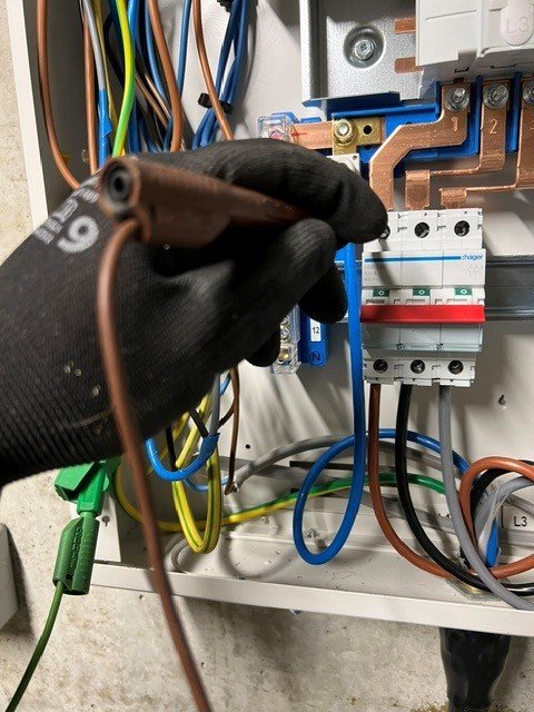 North London electrician — testing and inspection by Tradie Tom